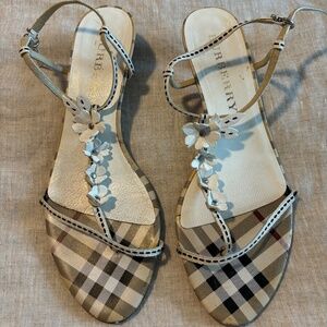 BURBERRY kitten heel SANDAL